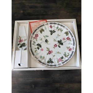Andrea by Sadek Cake Plate with Server Made in Japan Foral Design
